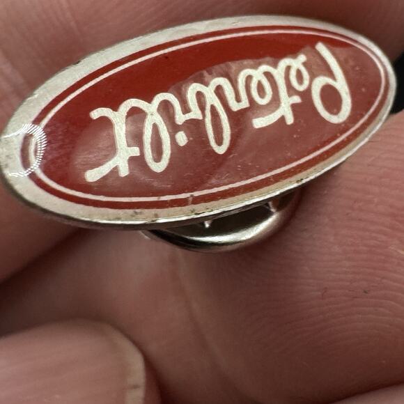 Peterbilt Truck Advertising Logo Lapel PinBack - Picture 6 of 6